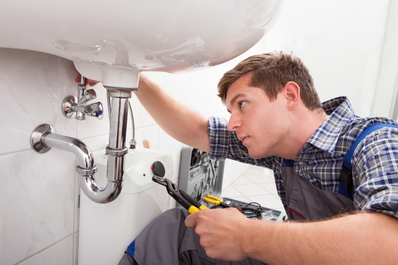 24/7 emergency plumber in Teddington